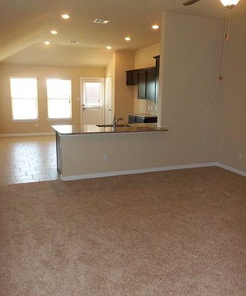 4th image of 5657 Meadow View