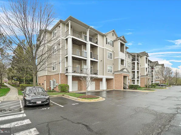 19617 Galway Bay Cir APT 402, Germantown, MD 20874