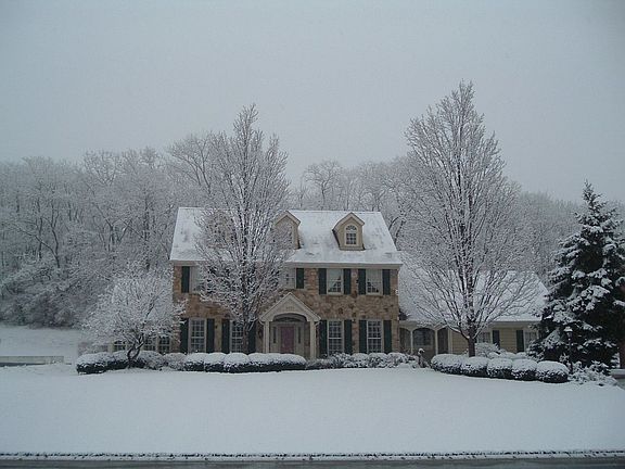 9970 Giverny Blvd -Winter