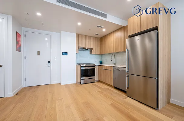 Sold by Global Real Estate Ventures Group LLC | media 5