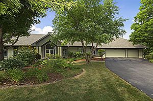 4th image of 9125 Hidden Bay Ct