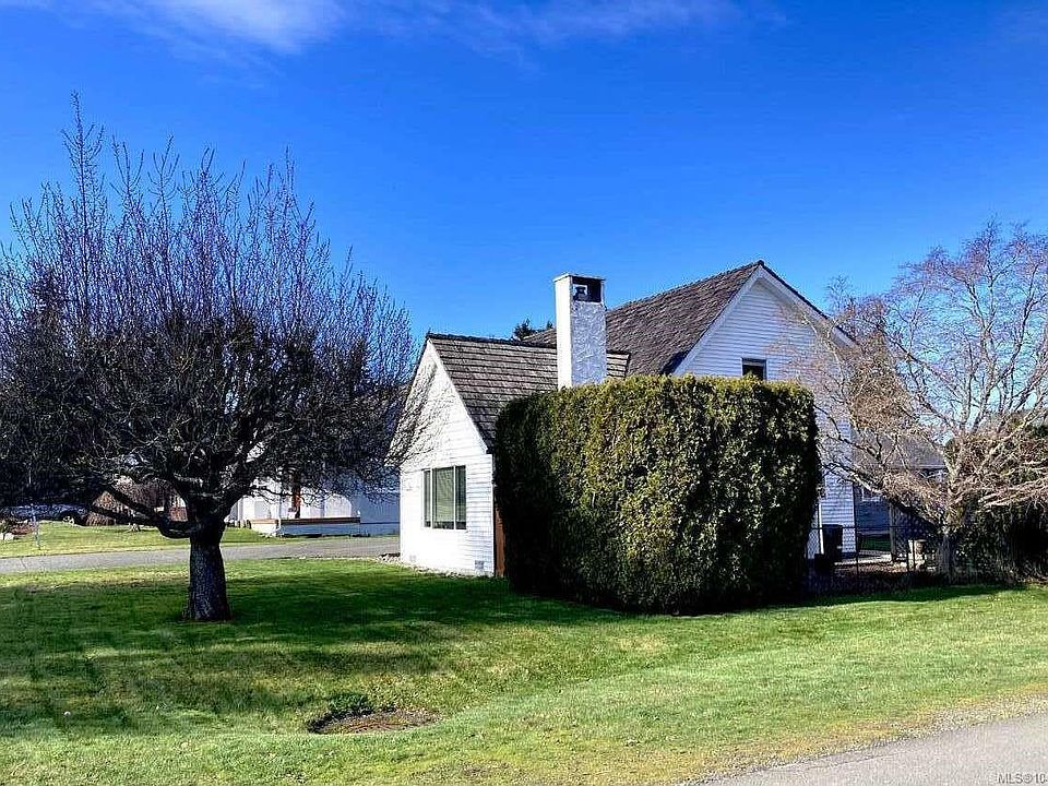 1st image of 1 Sylvan Cres