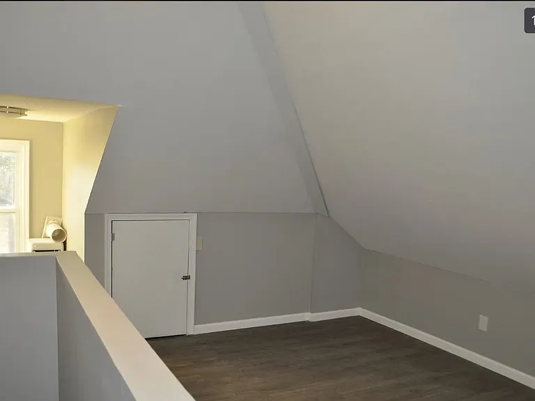 100 Green St #1 — Photo 13