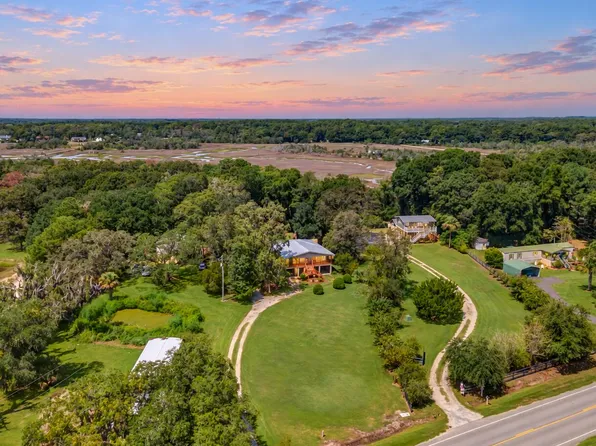 599 State Highway 174, Edisto Island, SC 29438