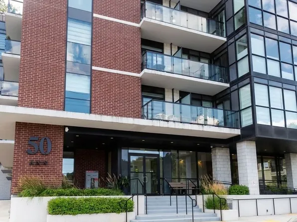 50 Ann St #401, Caledon, ON L7E 4G5