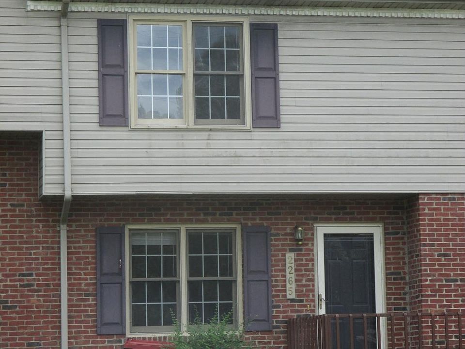 1st image of 2265 Forest Acres Dr