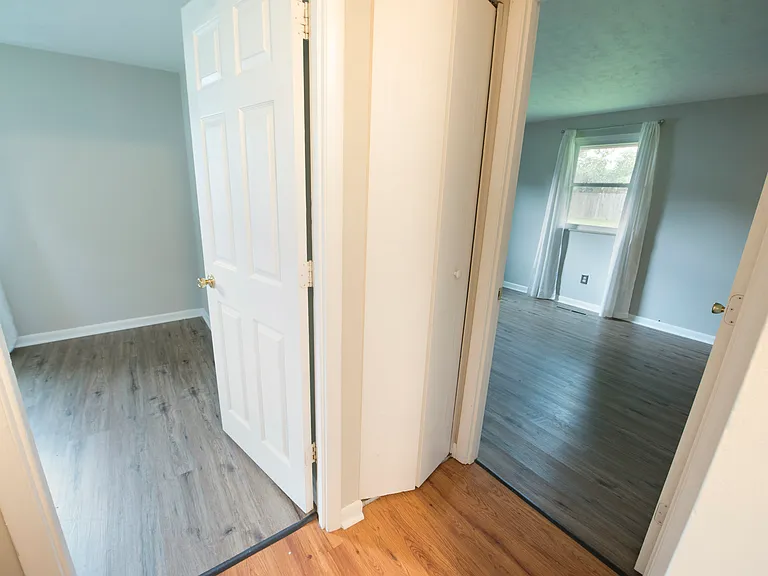 3700 Caracas Dr — Photo 14