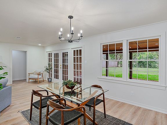4th image of 4502 Fern Ave