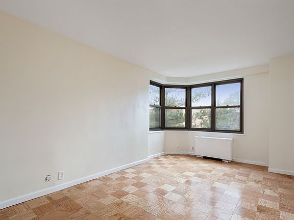 4th image of 70-25 Yellowstone Blvd #3N