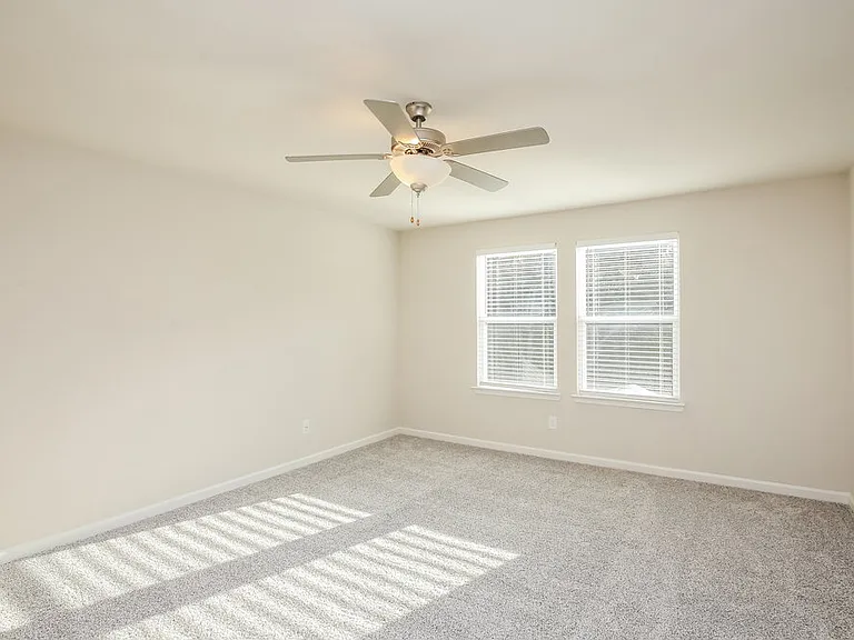 5856 Hackberry Ln — Photo 8