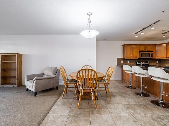 5th image of 400 Palisades Way #207