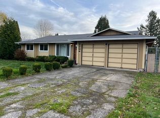 5204 SE Welch Rd, Gresham, OR 97080