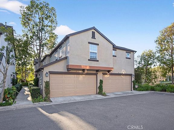 2nd image of 9 Three Vines Ct