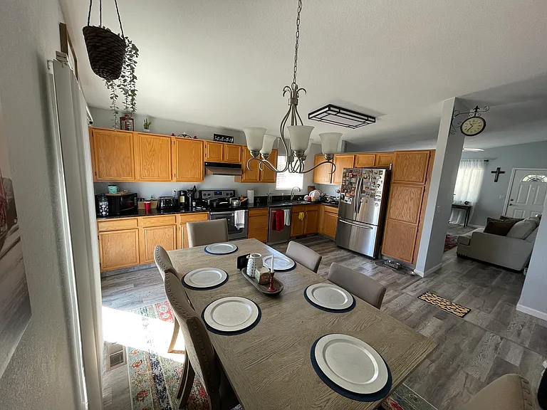 6365 Pima Ct — Photo 2