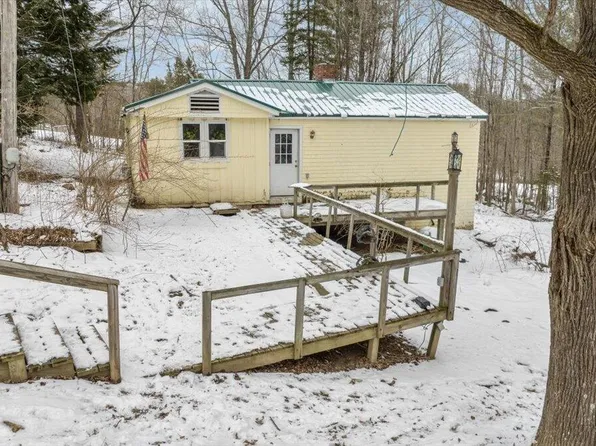 658 Norridgewock Road, Fairfield, ME 04937