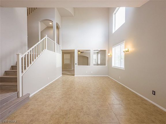 2nd image of 3019 Via Sarafina Dr