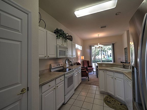 5th image of 9255 SE 124th Pl