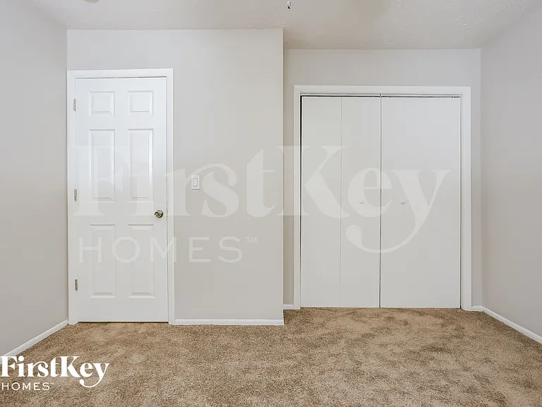 3423 SE 8th Pl — Photo 16