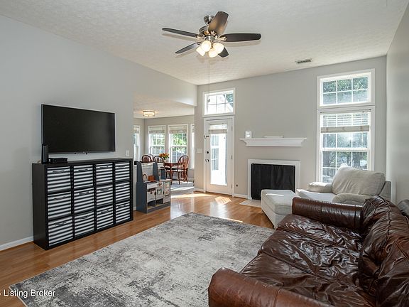 5th image of 4909 Middlesex Dr