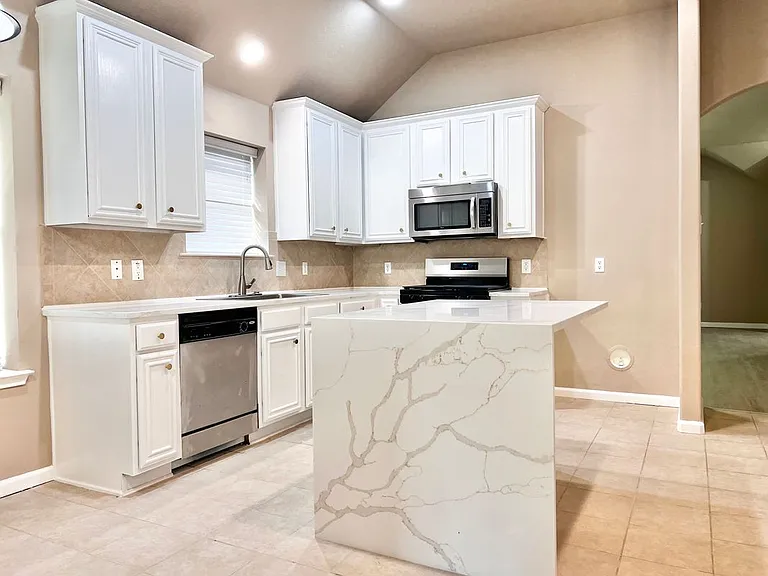 2513 Slalom Dr — Photo 6