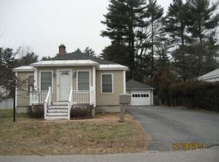 10 McDuffee St, Rochester, NH 03867
