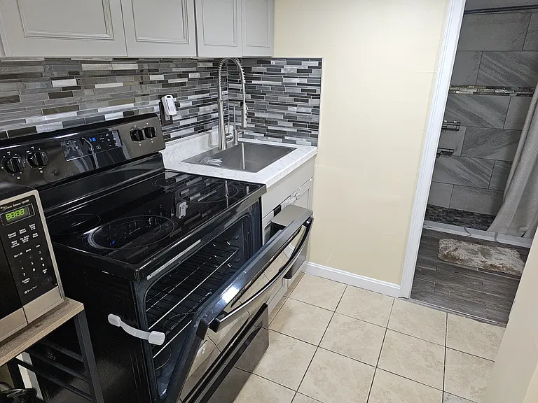 Electric stove