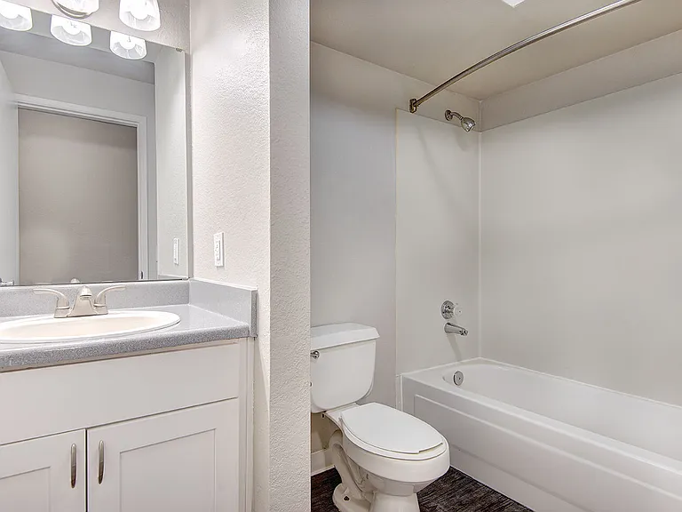 CentrePointe Apartments — Photo 13