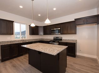 14877 S Rutledge Rd, Bluffdale, UT 84065