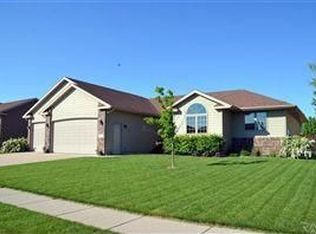 1708 S Locust Ave, Brandon, SD 57005