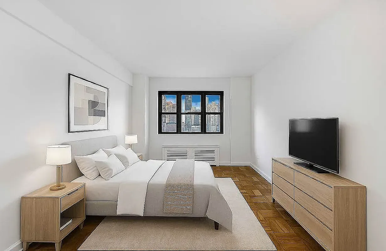 165 East 35th Street — Photo 4