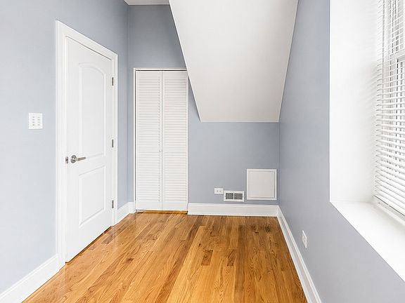 4th image of 1837 S Harding Ave #1