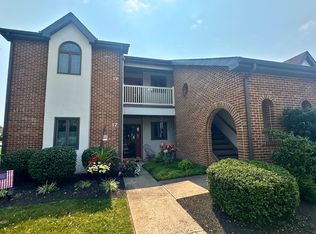 19 Black Oak Dr, Lancaster, PA 17602