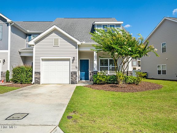 3rd image of 1620 Bratton Court
