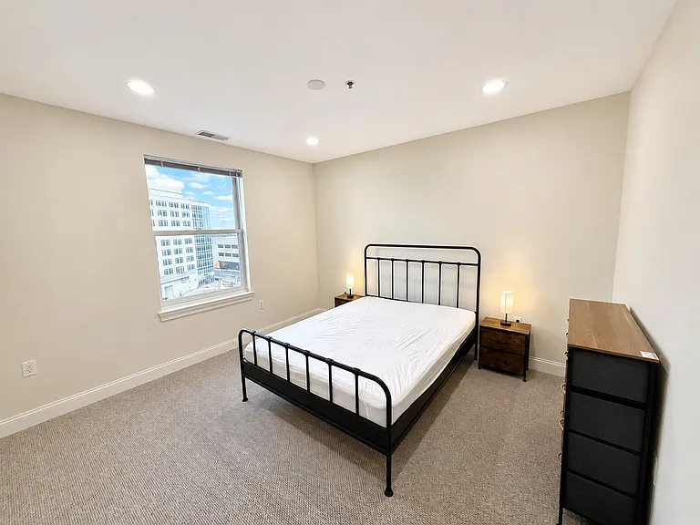 38 Maryland Ave #608 — Photo 7