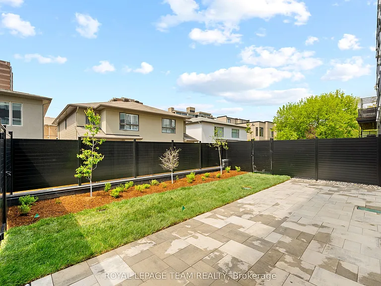 398 Roosevelt Ave #105 — Photo 8