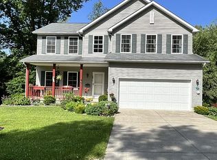 22 Garfield Ave, New Concord, OH 43762