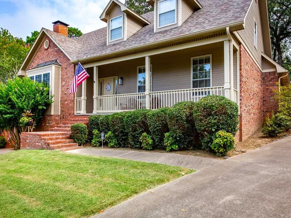 619 Saint Michael Pl, Little Rock, AR 72211