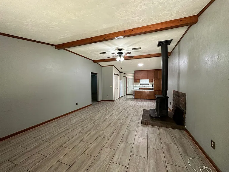 4334 Brewster Rd #B — Photo 2
