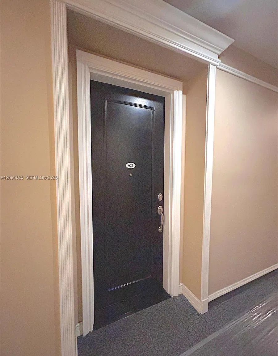 The Ponce Tower Condo — Photo 2