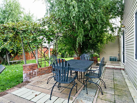 4th image of 1768 Alexandria Ln