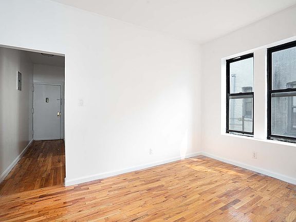 5th image of 224 E 122nd St #4B