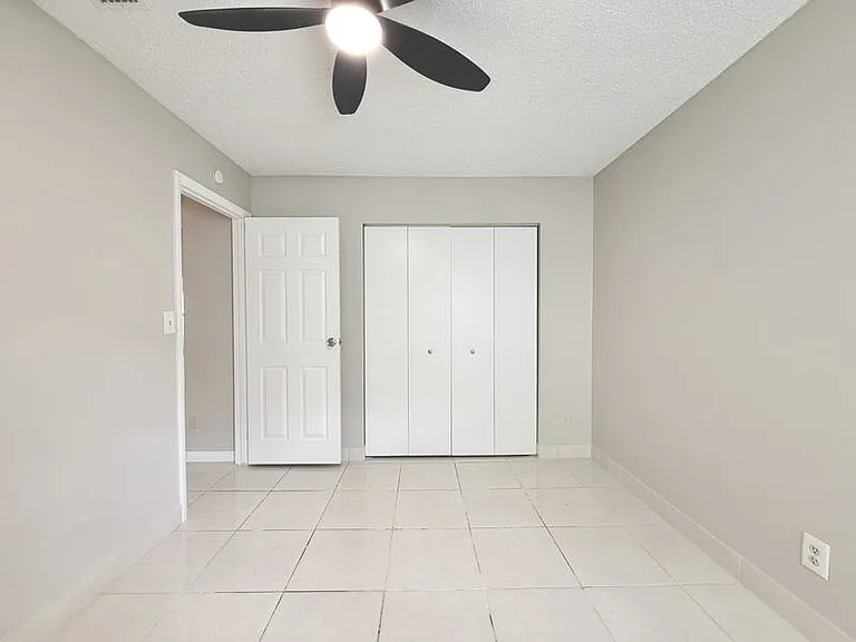 11316 Maybrook Ave — Photo 35