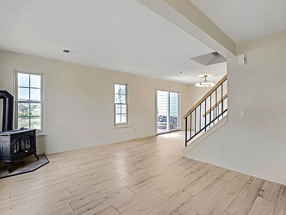 2nd image of 12506 Forest Dr