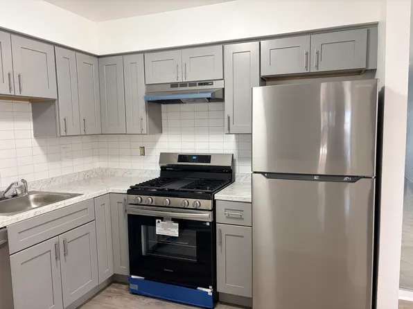 614 Waterford Dr, Edison, NJ 08817