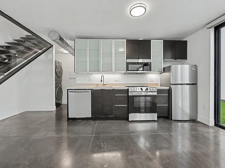 1737 Chalmers St #105E — Photo 1
