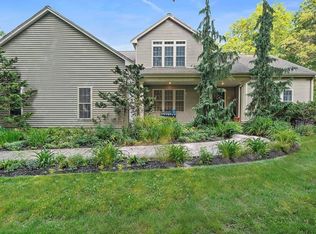 29 Walker St, Norton, MA 02766
