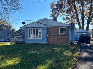 607 Wallace St, Endicott, NY 13760