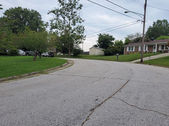 4th image of 118 Martindale Dr