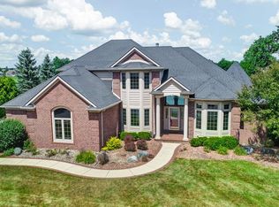 6614 Cherry Hill Pkwy, Fort Wayne, IN 46835