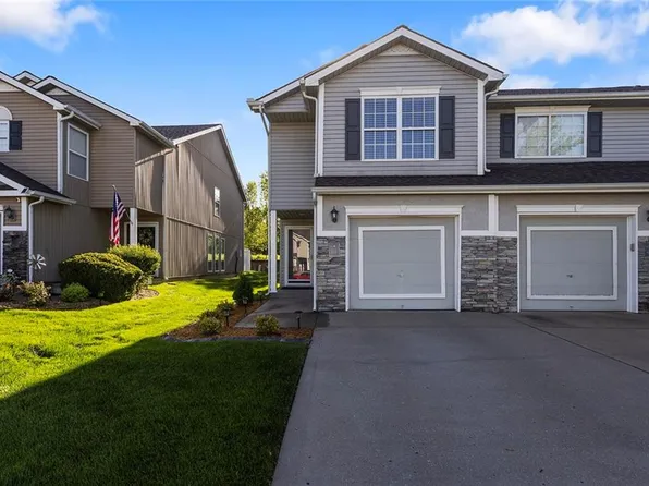 610 SW Shadow Glen Ct, Blue Springs, MO 64015